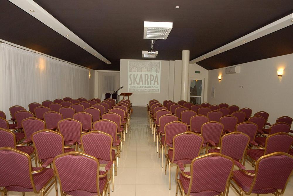 Hotel Skarpa Sejny Exterior foto